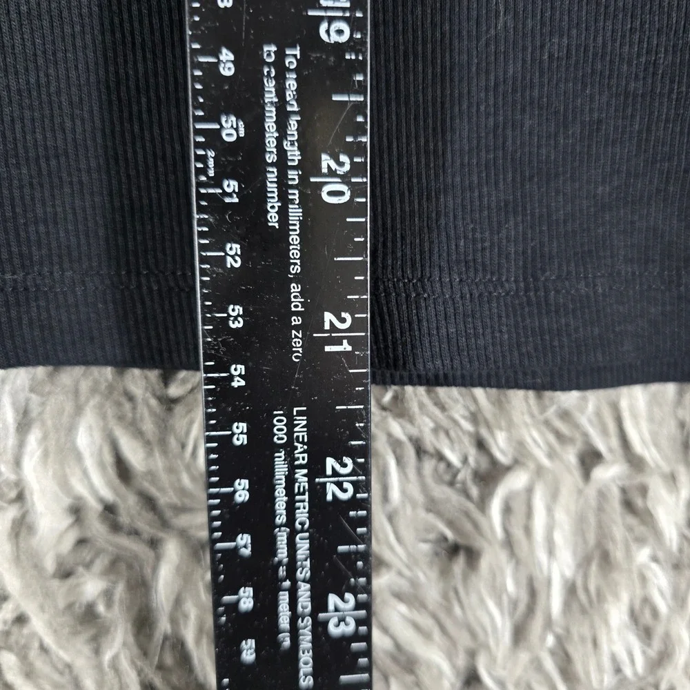 Old Navy measurements pit